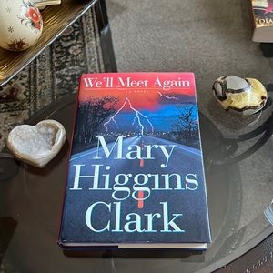Hardcover Book by Mary Higgins Clark